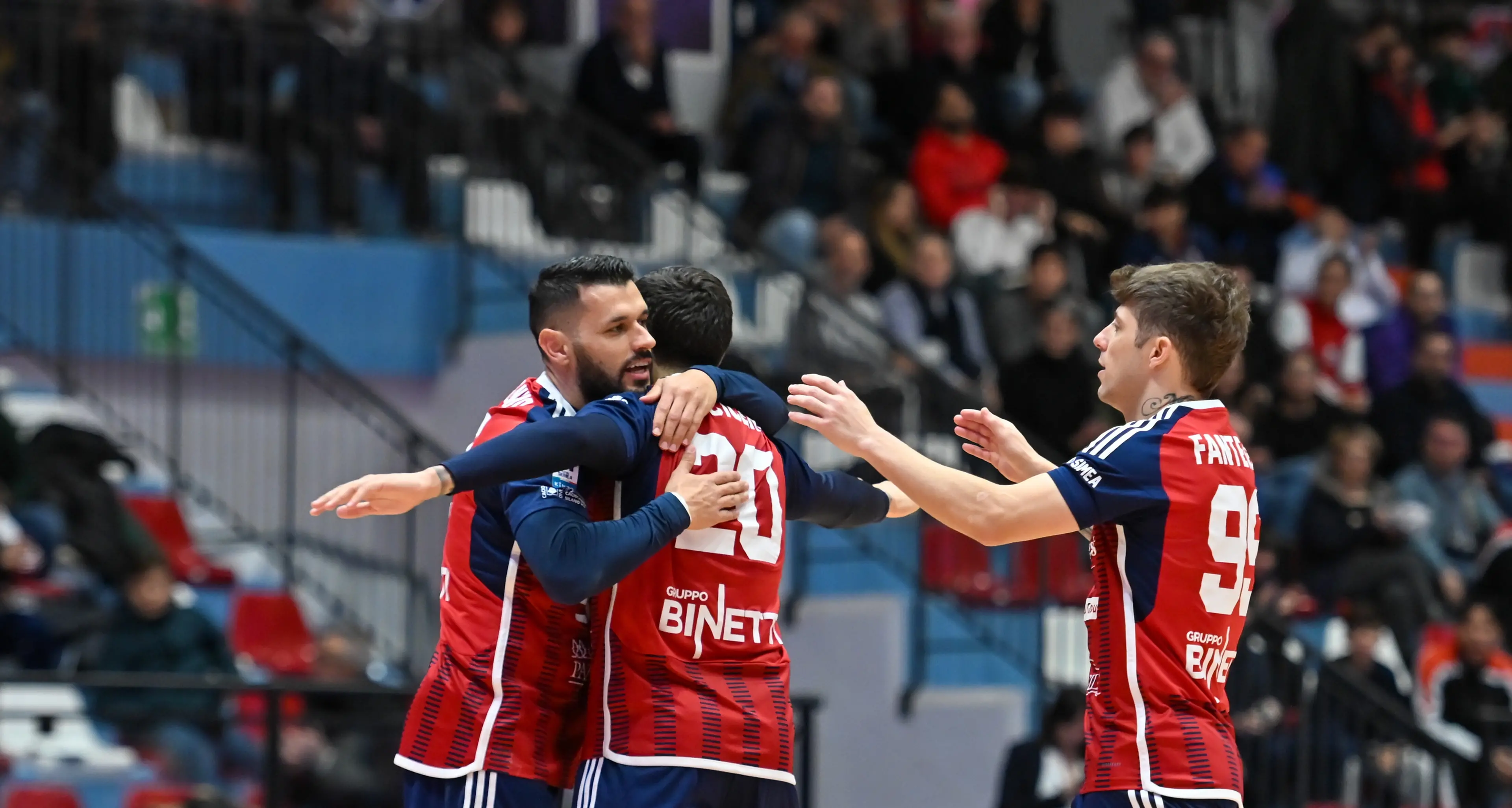 Calcio a 5 Serie A: Pirossigeno Cosenza–Global Work Capurso, sfida cruciale per la salvezza\n