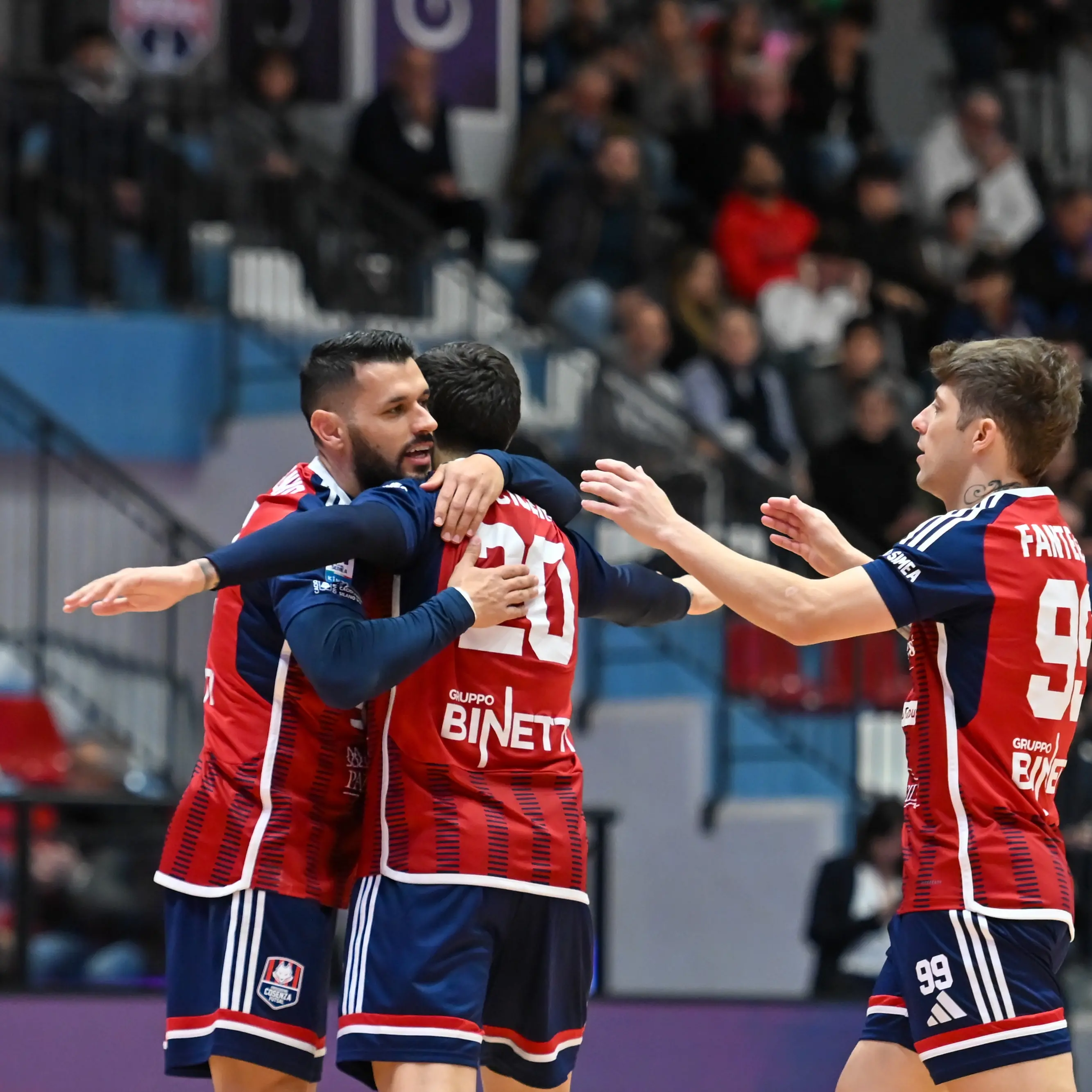 Calcio a 5 Serie A: Pirossigeno Cosenza–Global Work Capurso, sfida cruciale per la salvezza\n