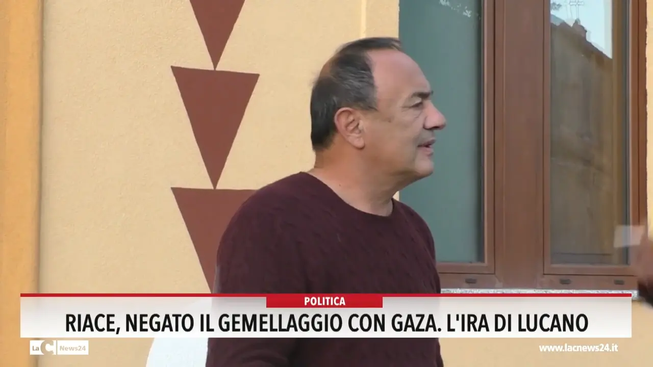Riace, negato il gemellaggio con Gaza. L'ira di Lucano