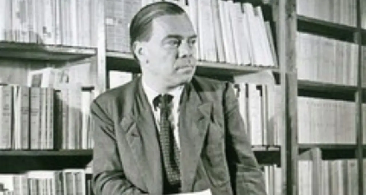 Alvaro inviato speciale: viaggi e corrispondenze che svelarono i totalitarismi del Novecento\n