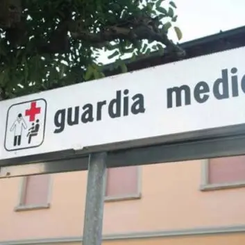 Guardia medica chiusa a Schiavonea, l’Asp: «Disagi legati a carenza di camici bianchi»\n