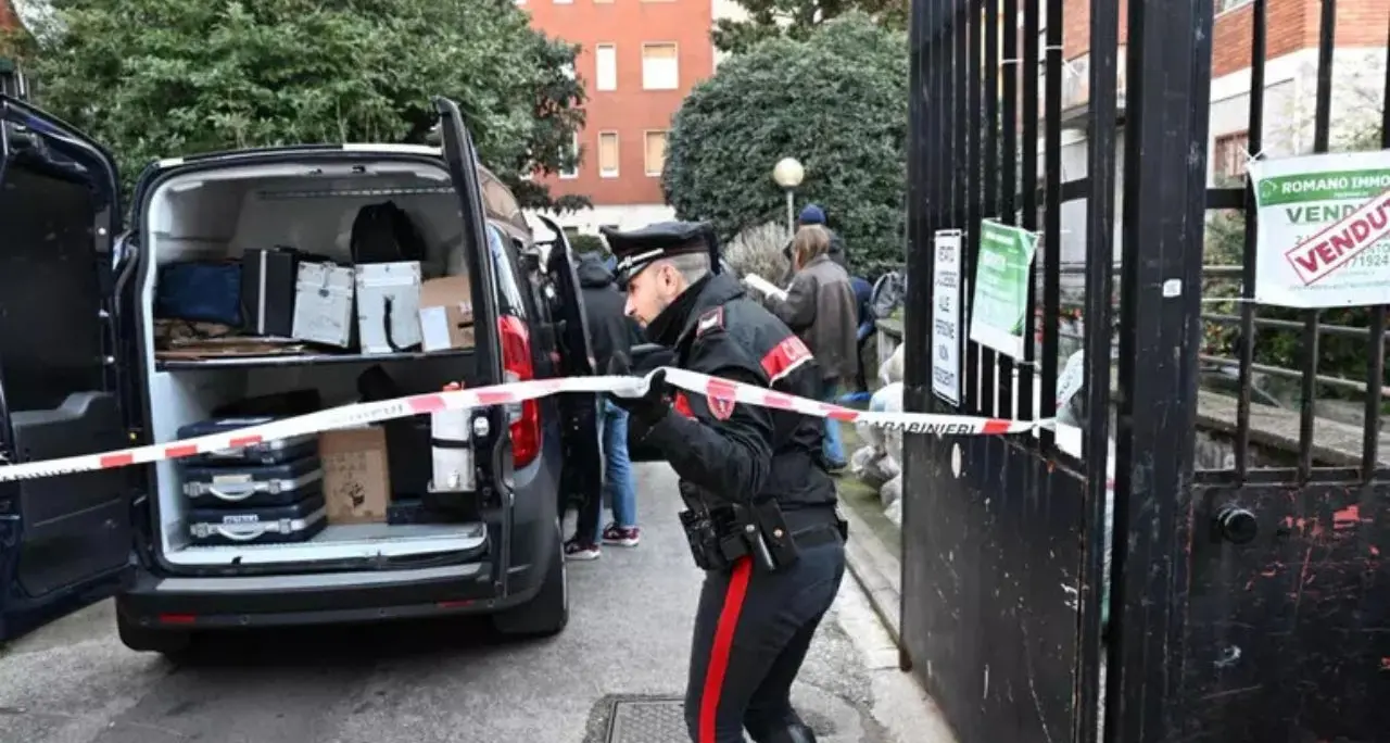 Milano, donna trovata morta in un cortile:\u00A0si indaga per omicidio\n