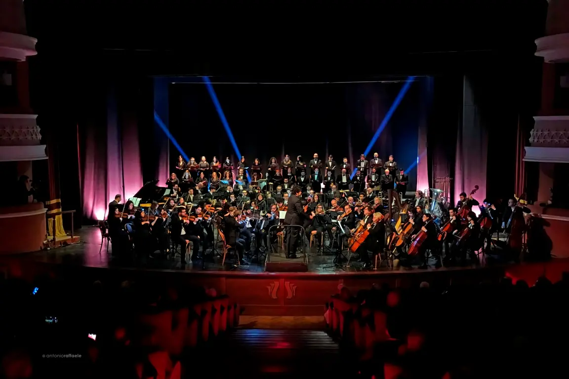 Politeama, concerto di Capodanno per accogliere il 2026 con la grande tradizione musicale europea\n\n\n
