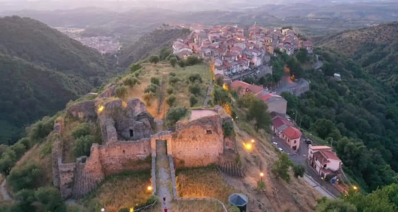Ad Arena la storia medievale prende vita: tutto pronto per l’inaugurazione del primo Digital museum della Calabria\n