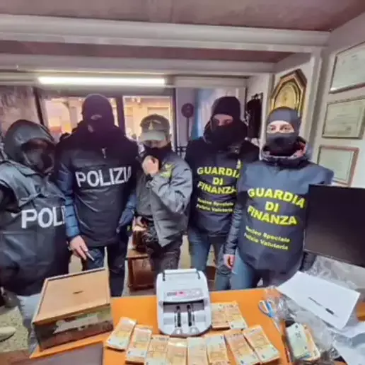 Fondi ad Hamas, perquisita la sede romana dell’associazione filopalestinese: sequestrati 100mila euro\n