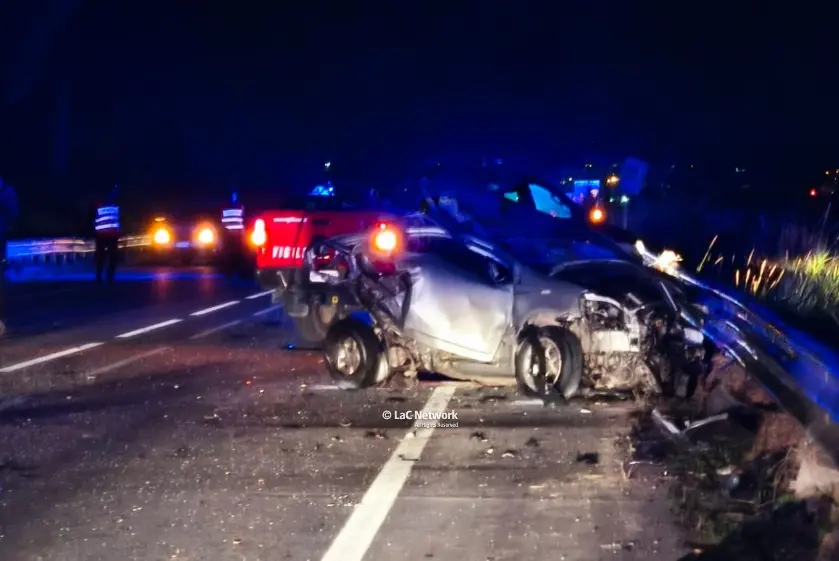 Tragico incidente a Belcastro, un morto nello scontro tra un furgone e due auto\n