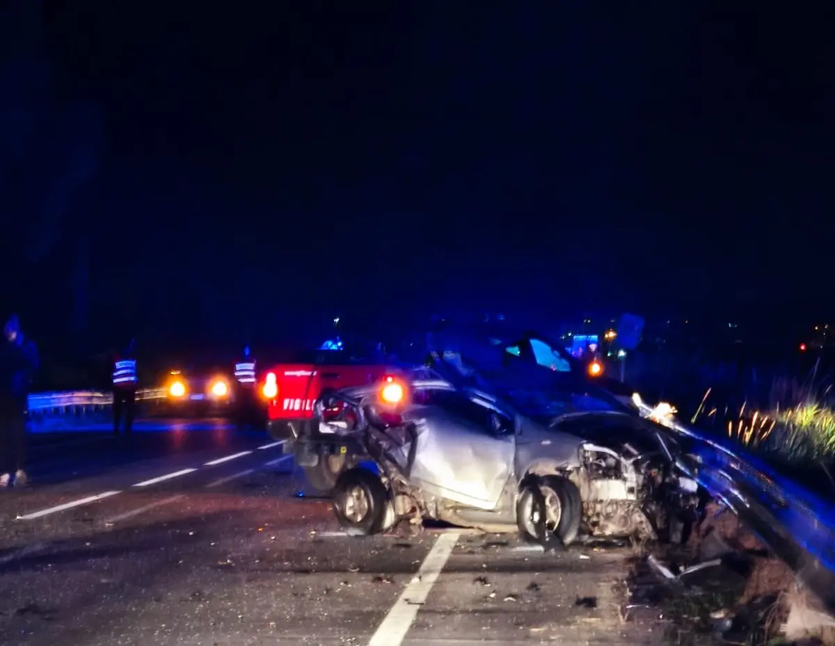 Tragico incidente sulla statale 106 nel comune di Belcastro: perde la vita 33enne di Mesoraca. Tre feriti\u00A0(FOTO)\u00A0\n