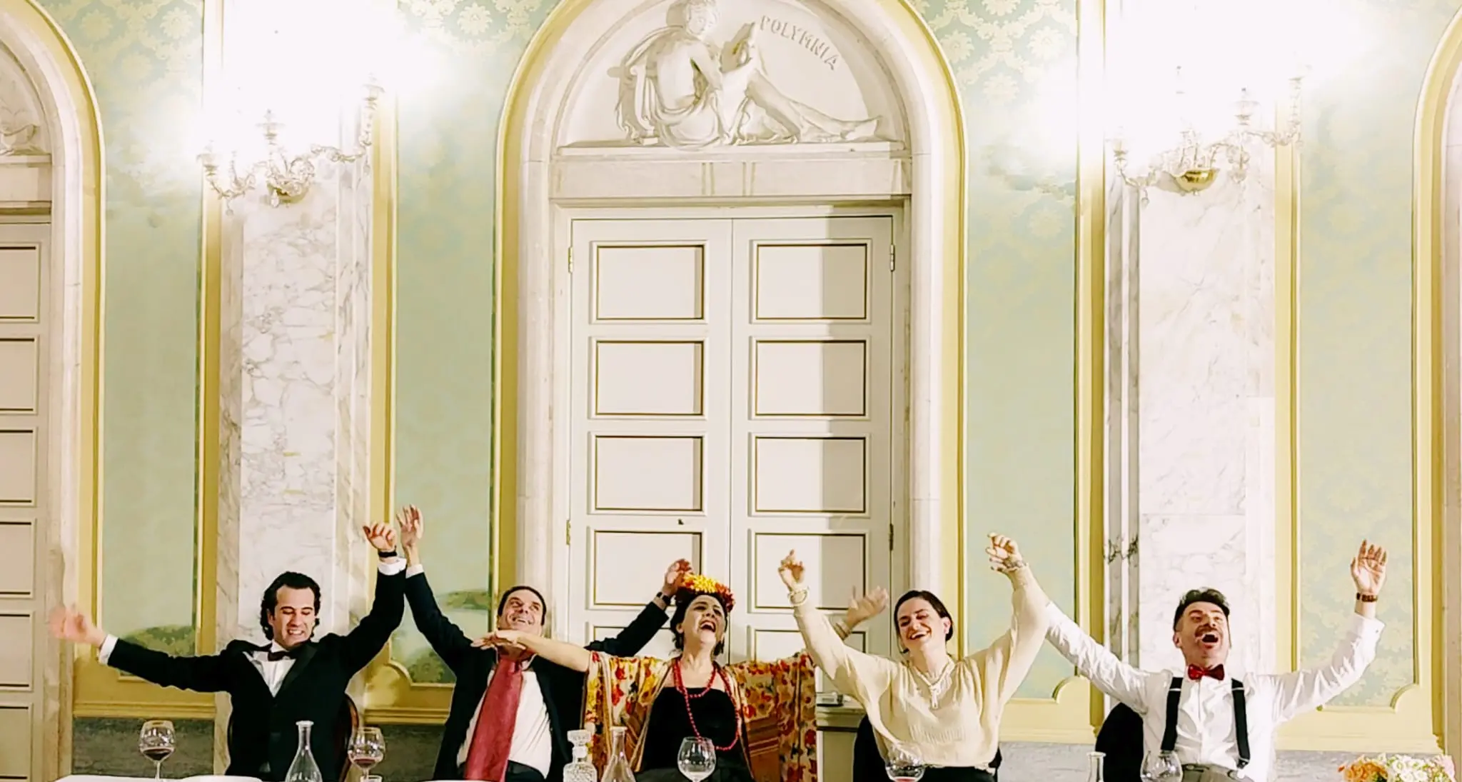 “L’Impossibile Banchetto” torna al Teatro Cilea tra arte, filosofia e surrealismo\n