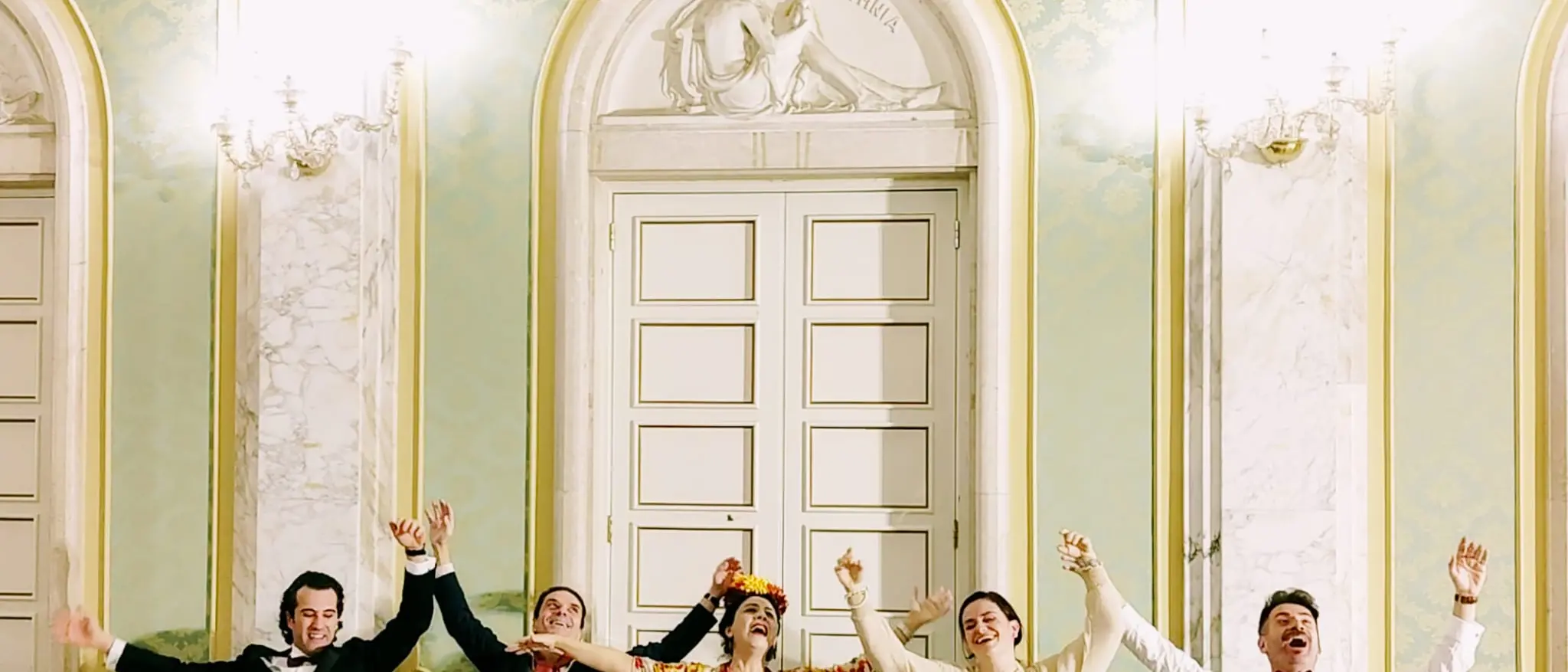 “L’Impossibile Banchetto” torna al Teatro Cilea tra arte, filosofia e surrealismo\n