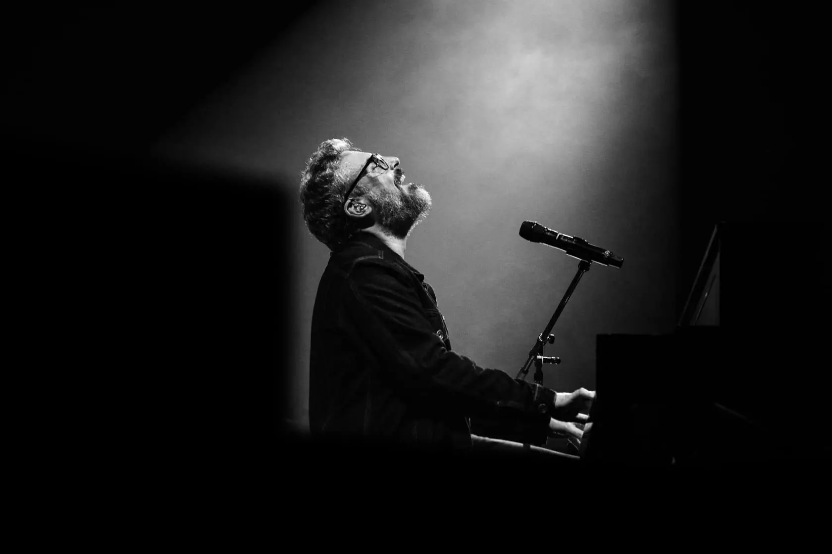 Dario Brunori è\u00A0il calabrese dell’anno: l’anno delle noci è l’anno del successo\n