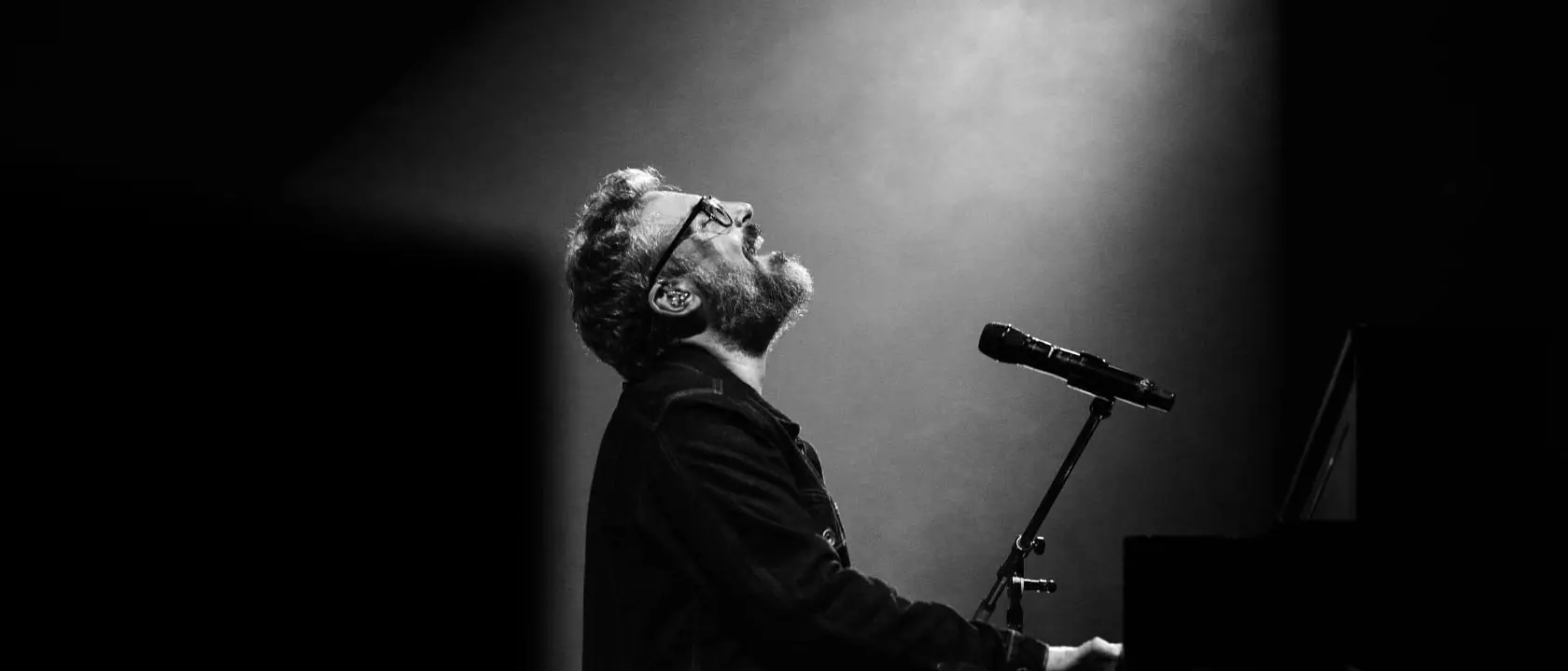 Dario Brunori è\u00A0il calabrese dell’anno: l’anno delle noci è l’anno del successo\n