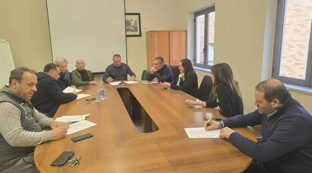 Comune di Vibo e sindacati, firmato il contratto collettivo decentrato integrativo