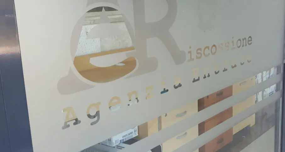 Evasione fiscale, in Calabria poche segnalazioni dai Comuni: in un anno recuperati solo 64mila euro\n