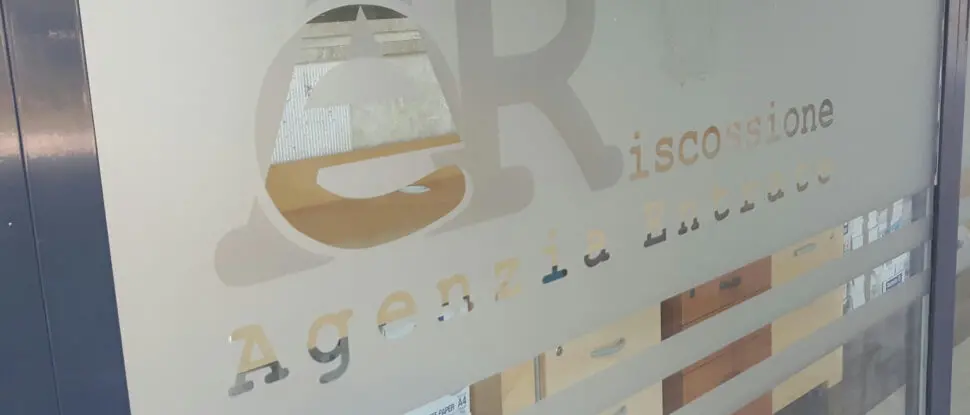 Evasione fiscale, in Calabria poche segnalazioni dai Comuni: in un anno recuperati solo 64mila euro\n