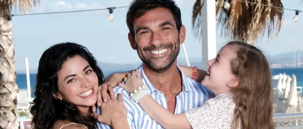 Elena Sophia Senise protagonista su Raiuno nel film Seduci & Scappa\n