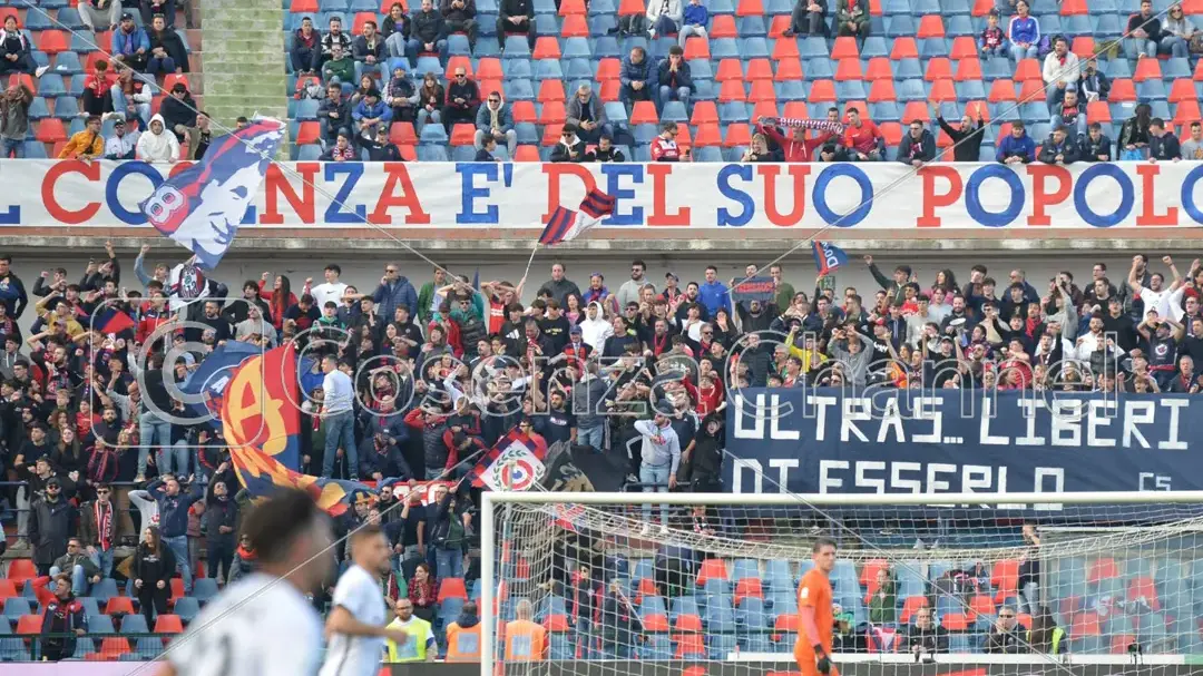 Cosenza Calcio, baratro senza fine: e in città si parla sempre più di una nuova squadra\n