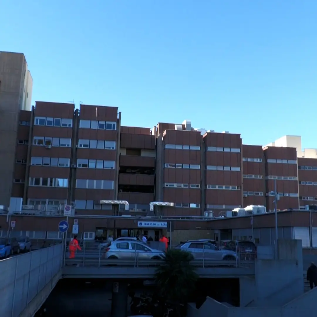 Reggio, in occasione dell’Epifania la\u00A0Polizia Penitenziaria porta doni ai bambini ricoverati\n