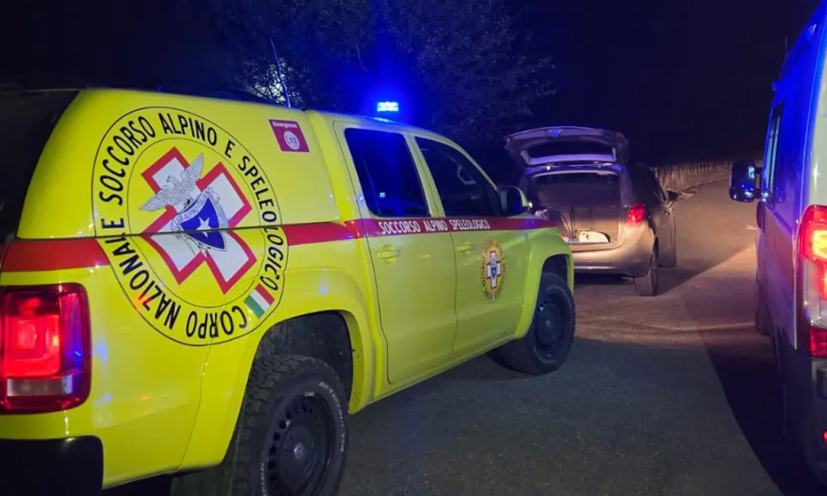 Tragedia a Mormanno, un 67enne cade in una scarpata e muore\n