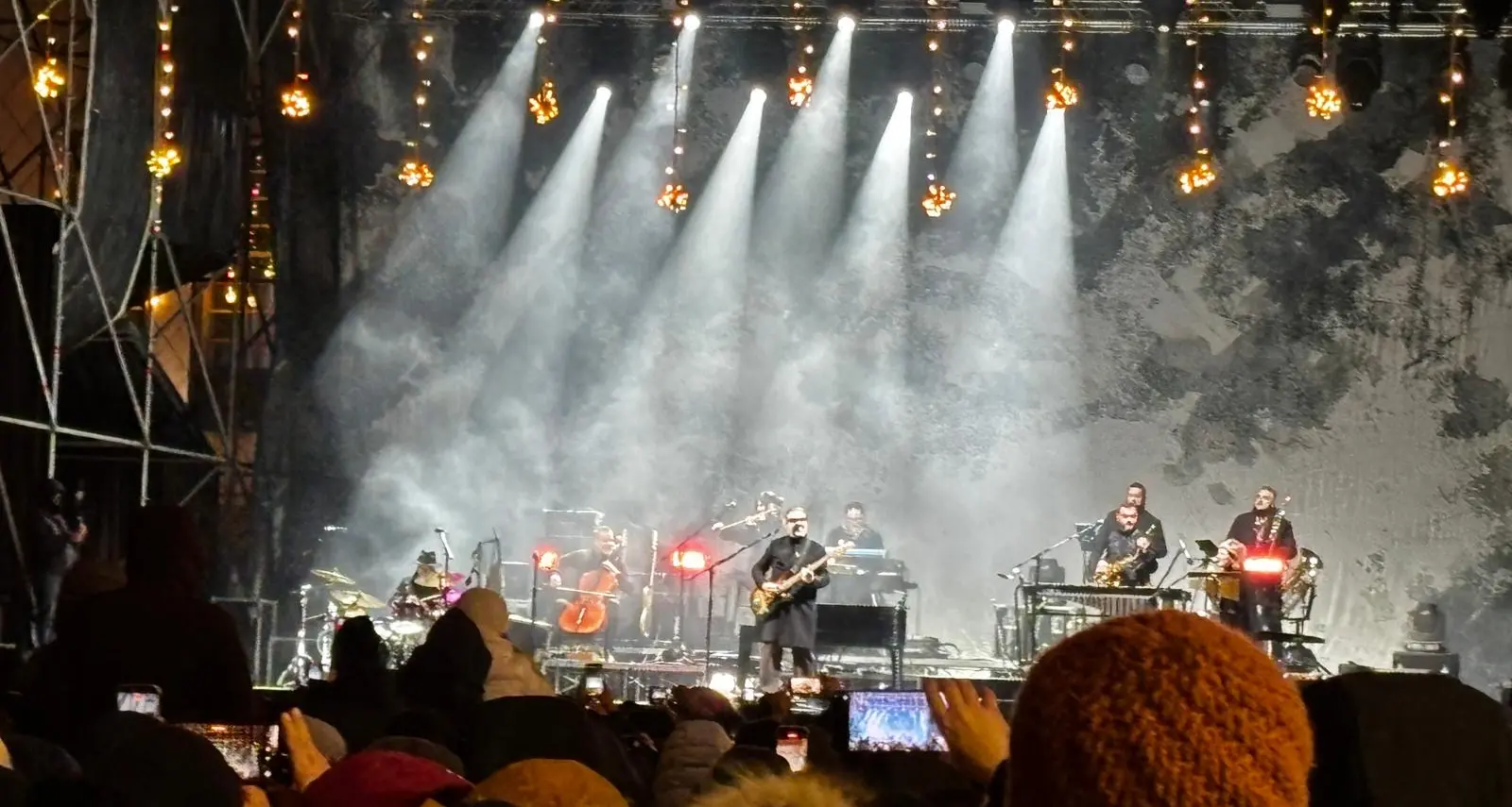 Capodanno a Cosenza, bagno di folla per Brunori\u00A0\n