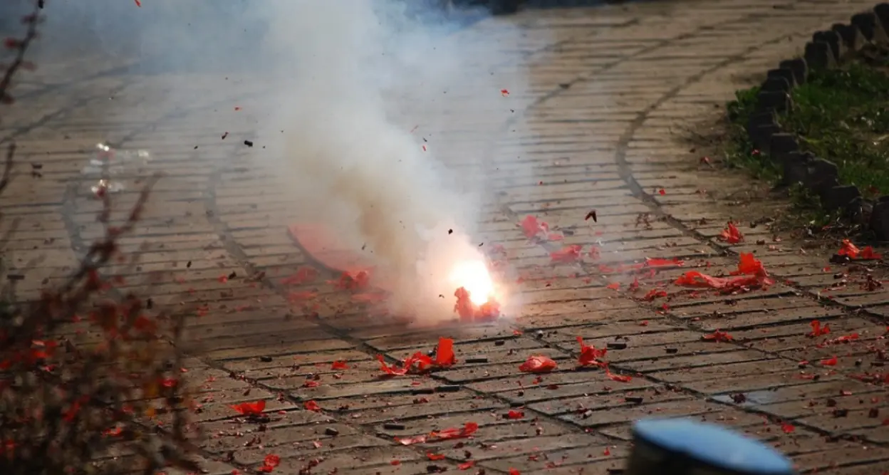 Botti di Capodanno, tre feriti nel Crotonese. Una persona ha perso tre dita\n