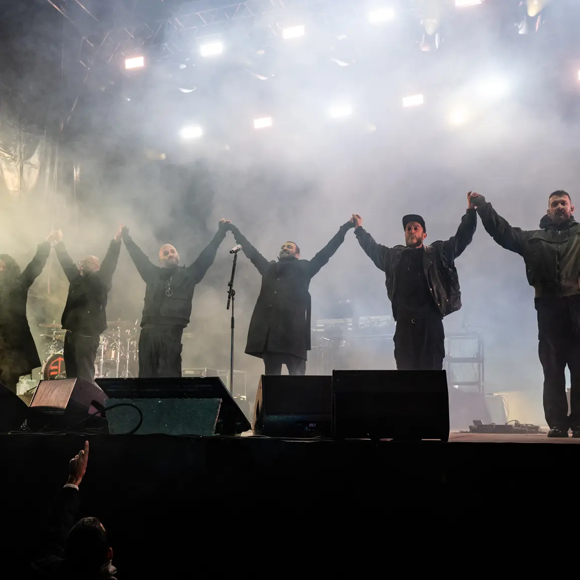 Corigliano-Rossano balla al ritmo dei\u00A0Negramaro. Diecimila in piazza per festeggiare il 2026\n