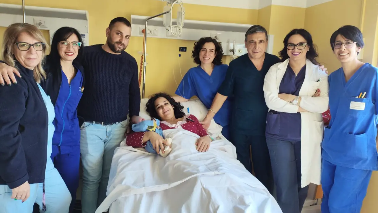 Primi nati nel 2026, Vibo festeggia la nascita del piccolo Michele venuto alla luce alle 8.44\n