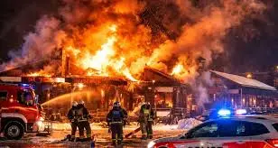 Strage alla festa di Capodanno,\u00A040 morti e 100 feriti a Crans-Montana. «Ci sono italiani di cui non si hanno notizie»\n