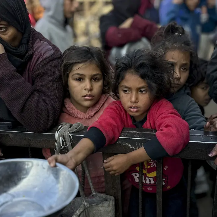 Nobel per la Pace ai bambini di Gaza, oltre 3mila adesioni all’appello lanciato da Eugenio Mazzarella\n