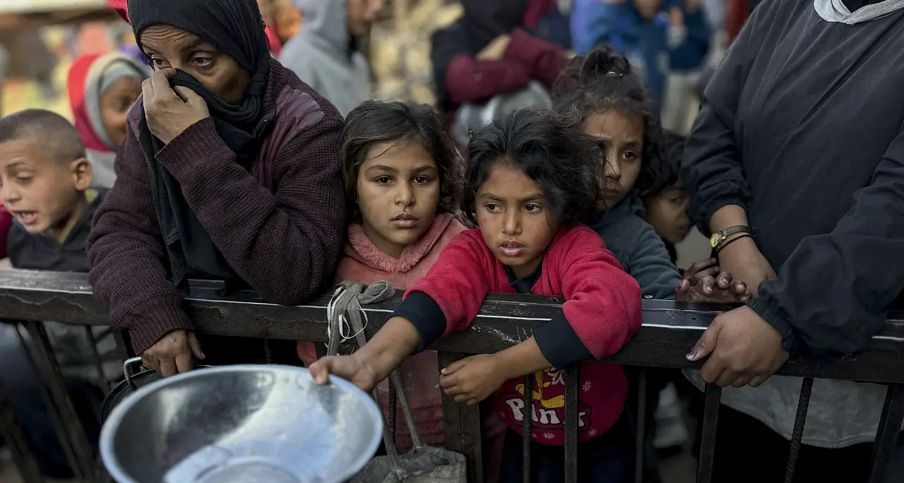 Nobel per la Pace ai bambini di Gaza, oltre 3mila adesioni all’appello lanciato da Eugenio Mazzarella\n