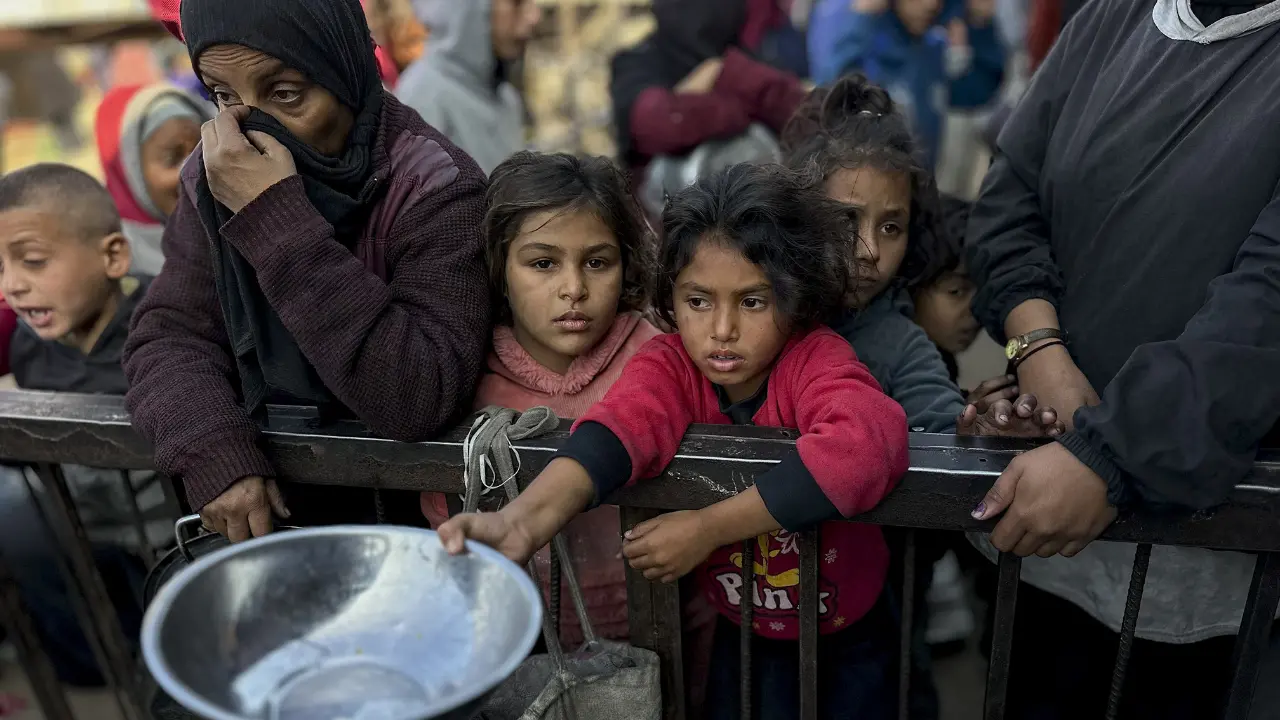 Nobel per la Pace ai bambini di Gaza, oltre 3mila adesioni all’appello lanciato da Eugenio Mazzarella\n