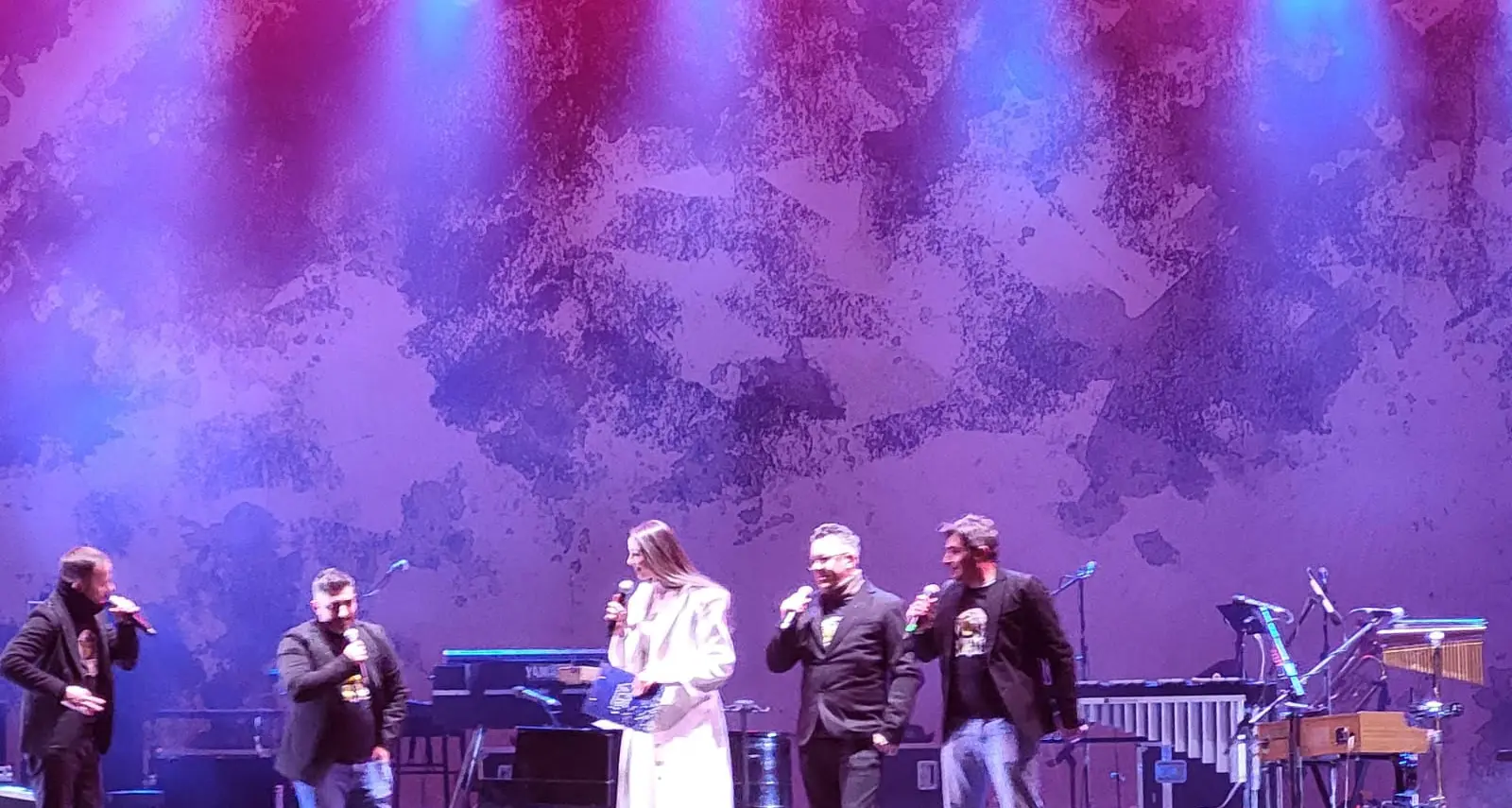 «Un sogno esibirci nella nostra città la notte di Capodanno», a Cosenza la comicità dei\u00A0Cinghios Group conquista tutti\n