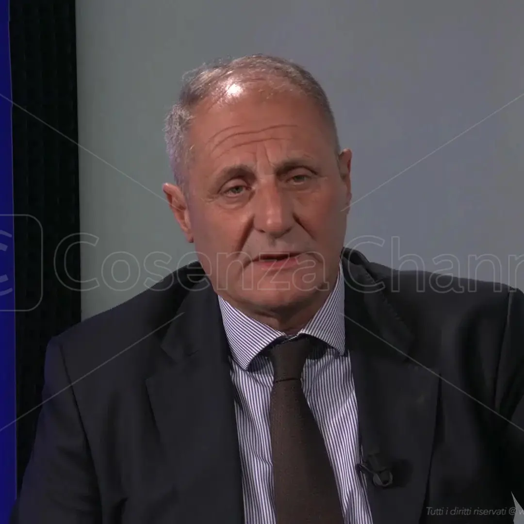 Strazzulli (FdI): «Il declino della Cosenza di Franz Caruso è evidente a tutti i cittadini»\n