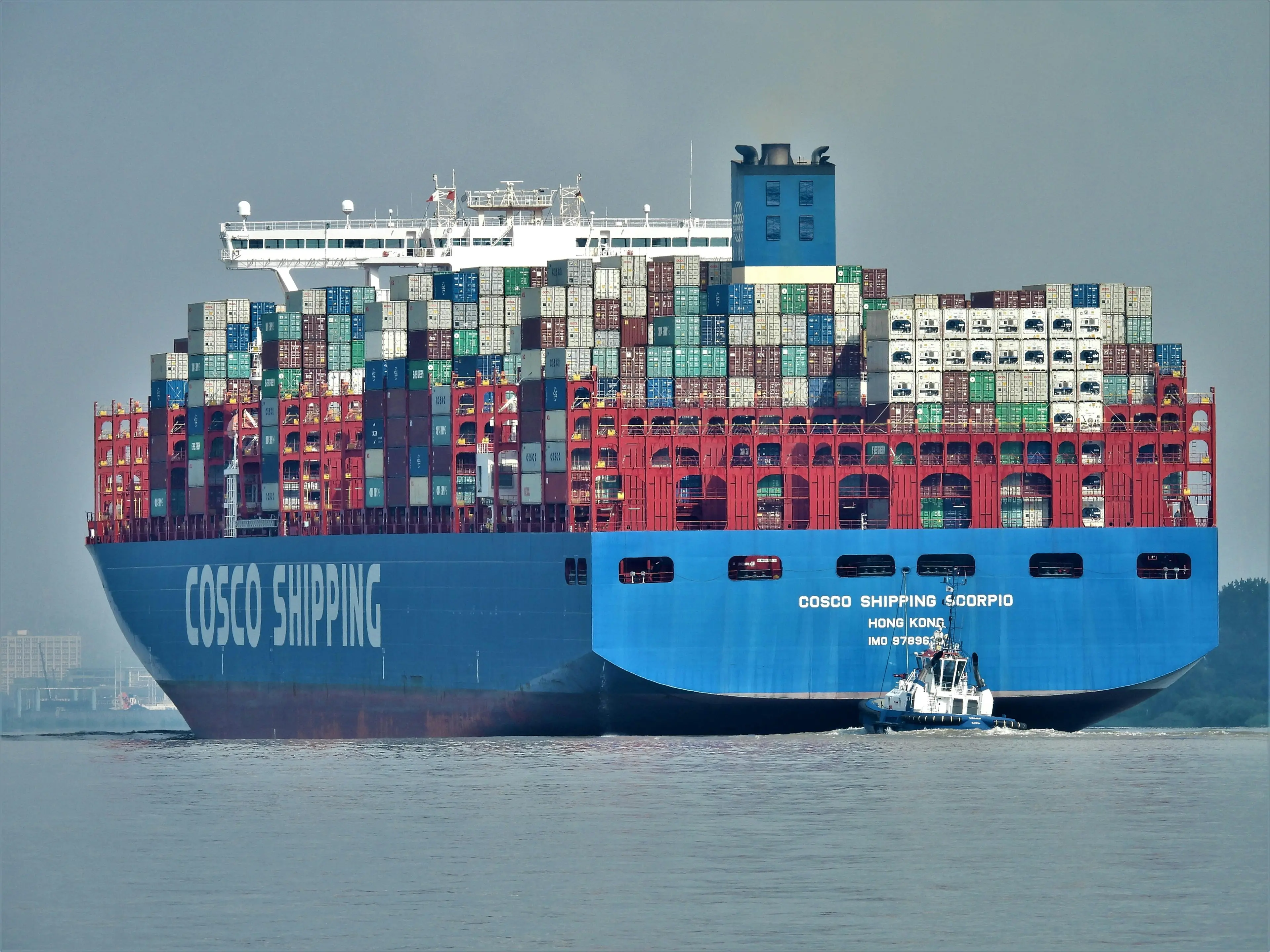 La Cina invade i mercati italiani: esportazioni record e rischio per fabbriche e posti di lavoro\n