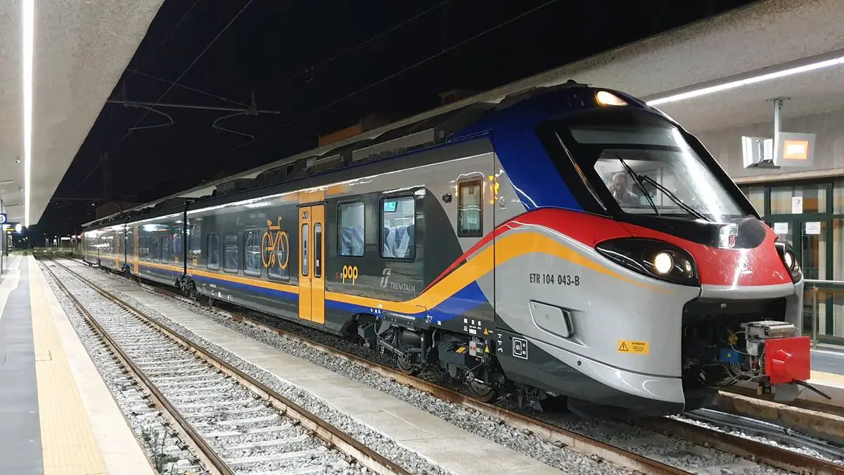 Il nuovo anno parte all’insegna degli scioperi: 9 e 10 gennaio stop a treni e aerei\n