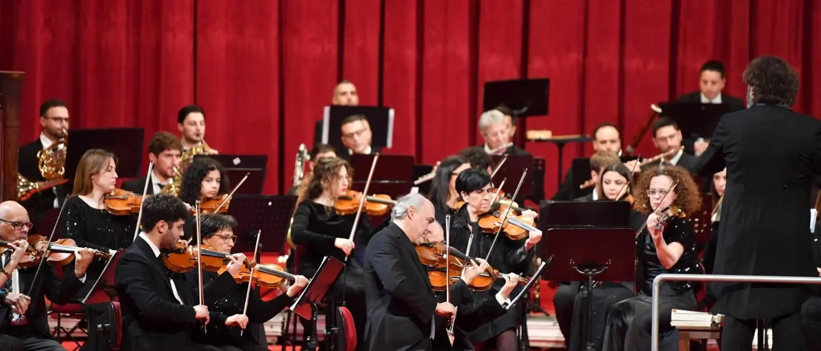 Gran Concerto di Capodanno al teatro Cilea, Latella: «Una tradizione che si rinnova e si consolida»\n