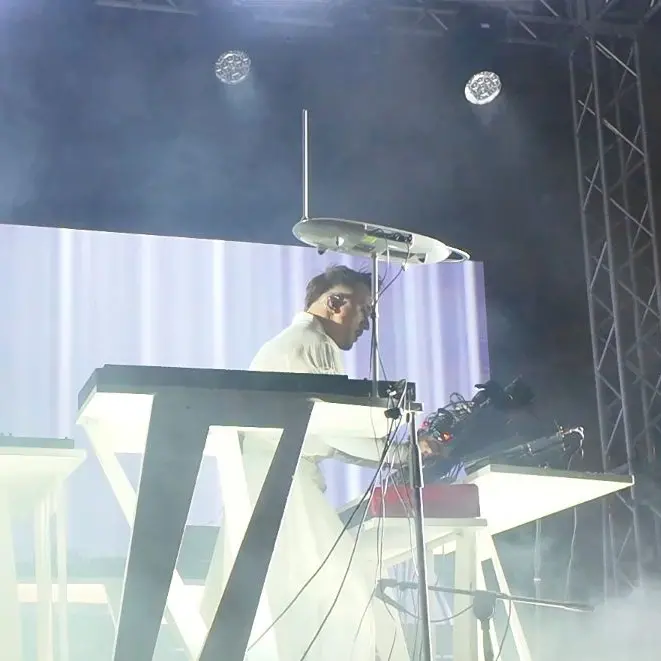Monasterace, l’estro poliedrico di Dardust illumina il Borgo Future Fest\n