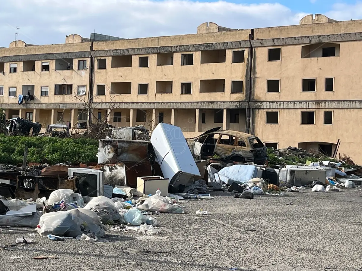 Emergenza Arghillà, Castorina e Versace: «Sia convocata una\u00A0commissione Ambiente in loco»\n