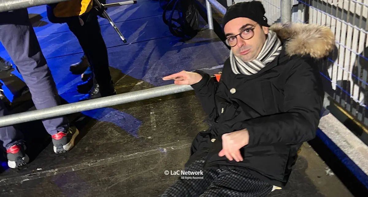 Vietato l’ingresso di sedie al Capodanno Rai, giovane disabile lasciato per terra perché\u00A0«non in carrozzina»\n