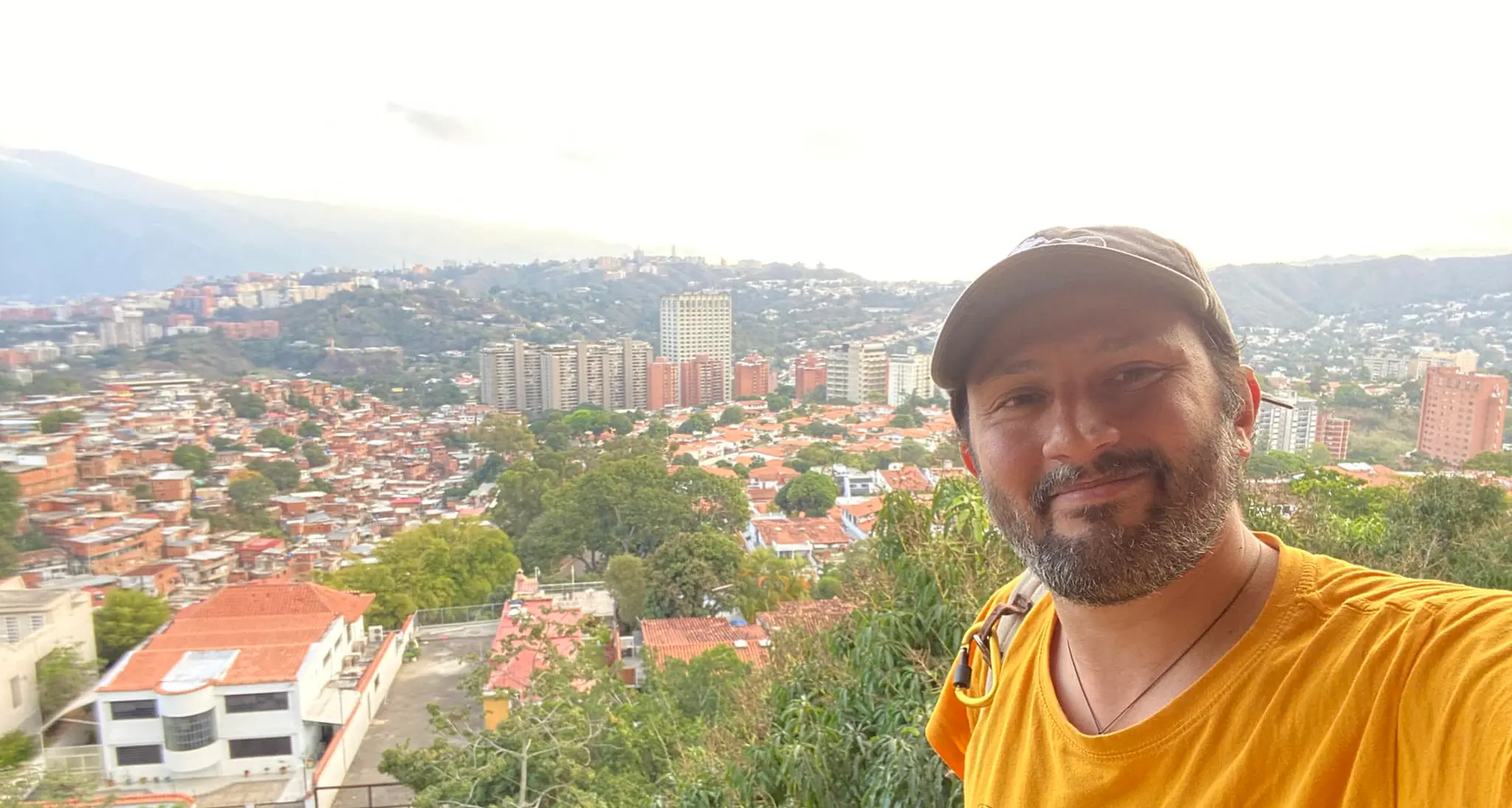 «Trump agisce per interesse ma i venezuelani sono stati traditi e affamati per 25 anni»: Giulio Vita racconta la dittatura chavista\n