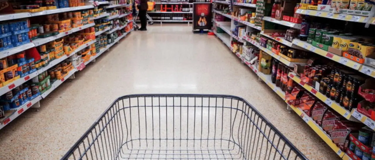 Milano la città più cara d’Italia, Napoli la più economica. Catanzaro regina del risparmio per la spesa alimentare\n