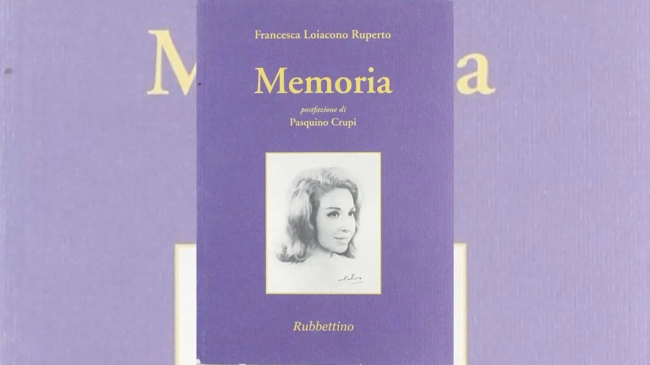 La copertina di \"Memoria\" di Francesca Loiacono