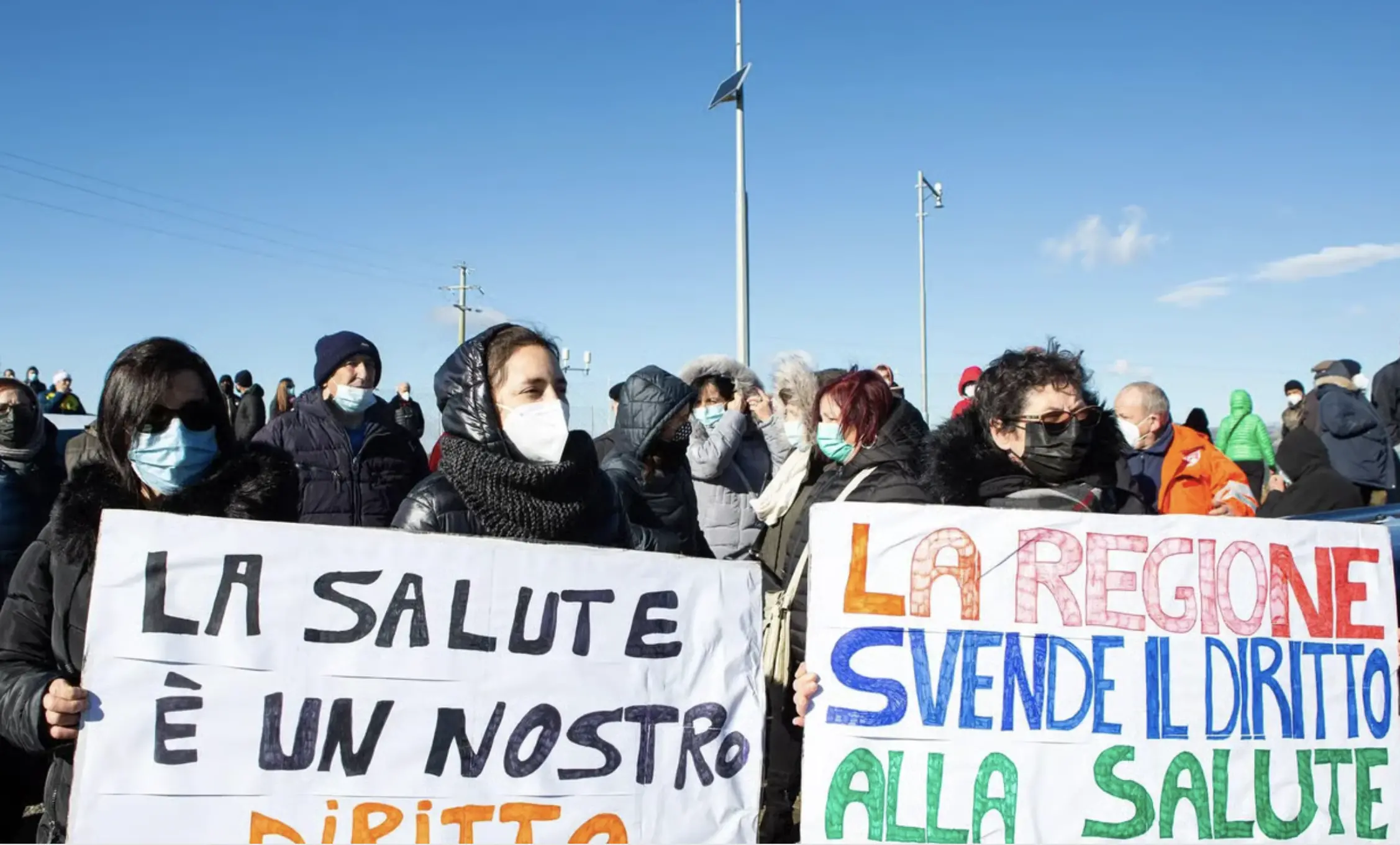 Dalla protesta alla mobilitazione: la Calabria alza la testa per il diritto alla salute\n