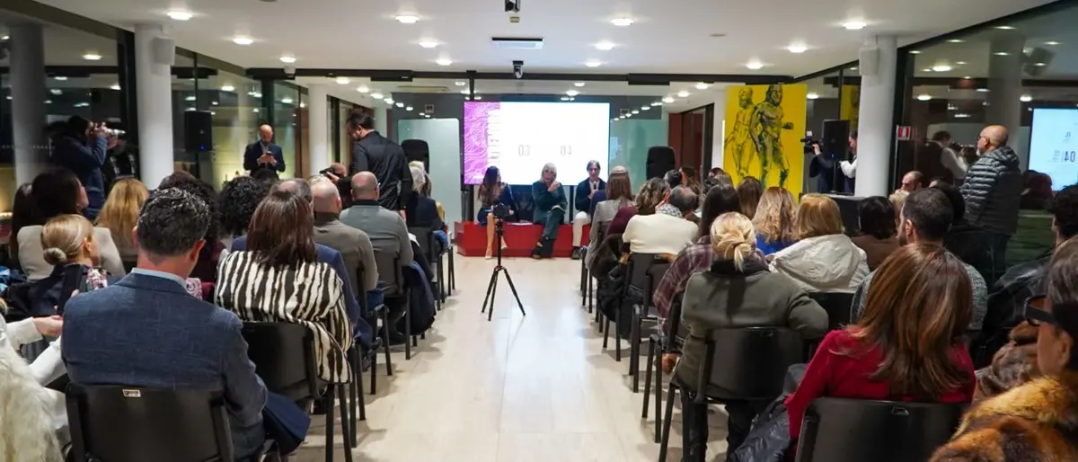 OltreModa a Reggio, stasera gran defilé al teatro “Cilea” con Manuela Arcuri madrina dell’evento\n