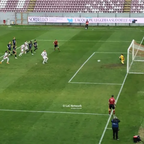 La Reggina inaugura il 2026 (e il girone di ritorno) con una vittoria: al Granillo CastrumFavara battuto 2-0 