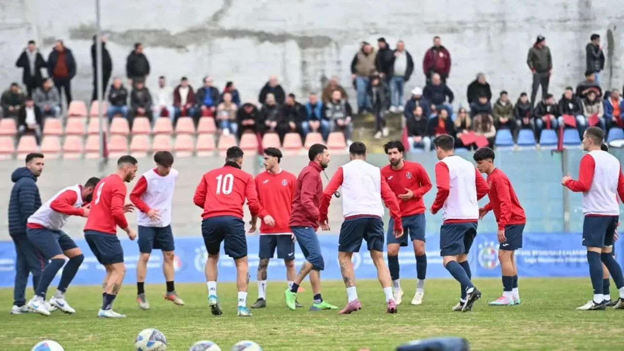 Eccellenza Calabria,\u00A0riprende il duello a distanza tra Trebisacce e Praiatortora\n