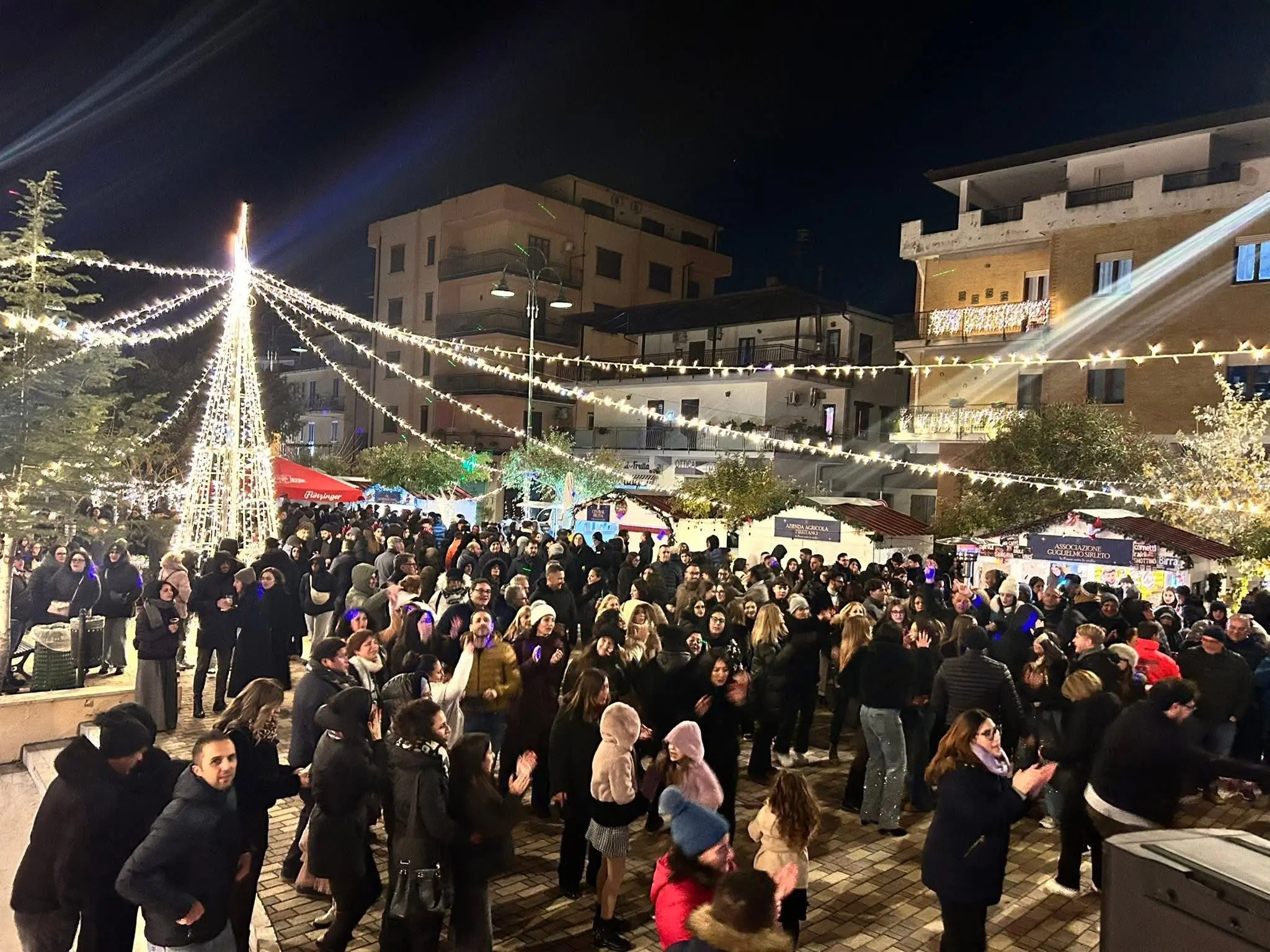 Successo a Guardavalle per il villaggio di \"Natale sotto le stelle\"\n\u00A0\n