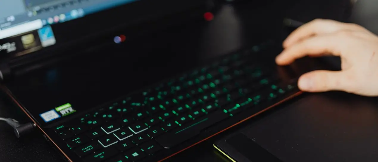 File rubati dallo studio Bellavia: il furto, i nomi eccellenti e la domanda che nessuno fa: a chi servivano davvero quelle carte?\n