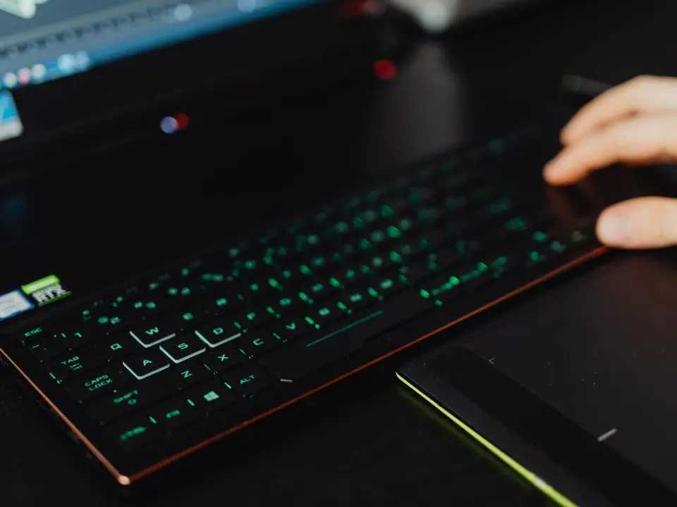 File rubati dallo studio Bellavia: il furto, i nomi eccellenti e la domanda che nessuno fa: a chi servivano davvero quelle carte?