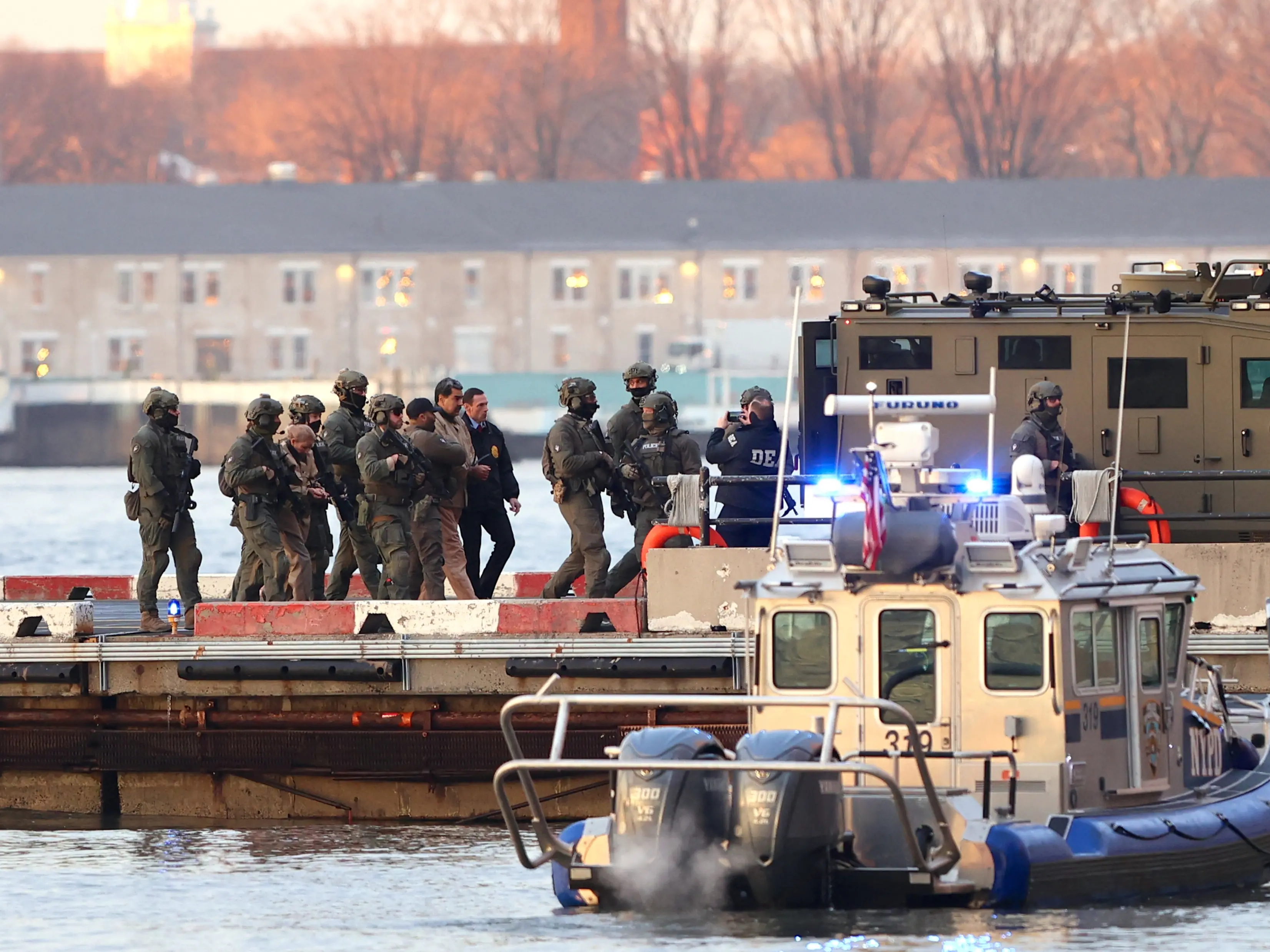 Maduro e la moglie in tribunale a New York: «Sono io il presidente del Venezuela e sono stato rapito»