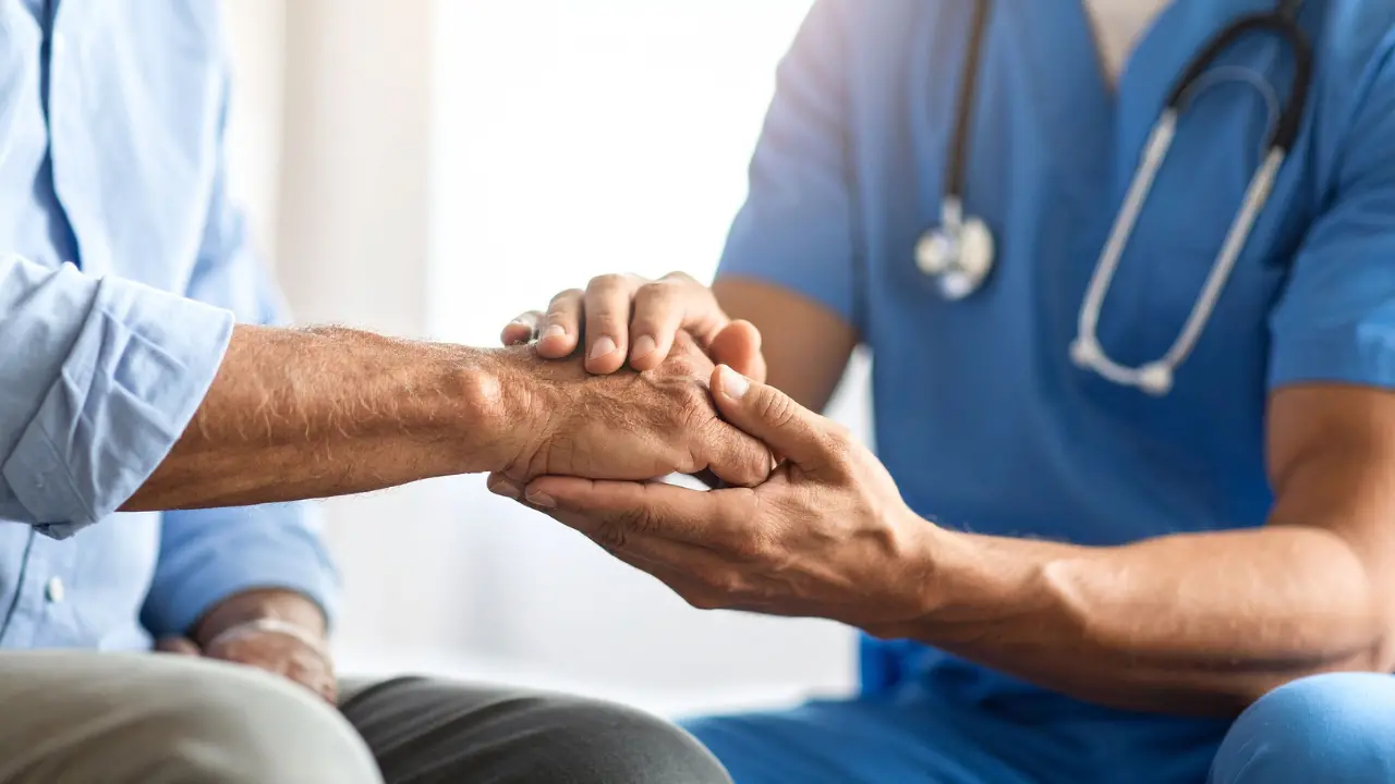 «Gentilezza e\u00A0conforto»: il messaggio di gratitudine di un malato oncologico ai medici dell’ospedale di Reggio Calabria\n